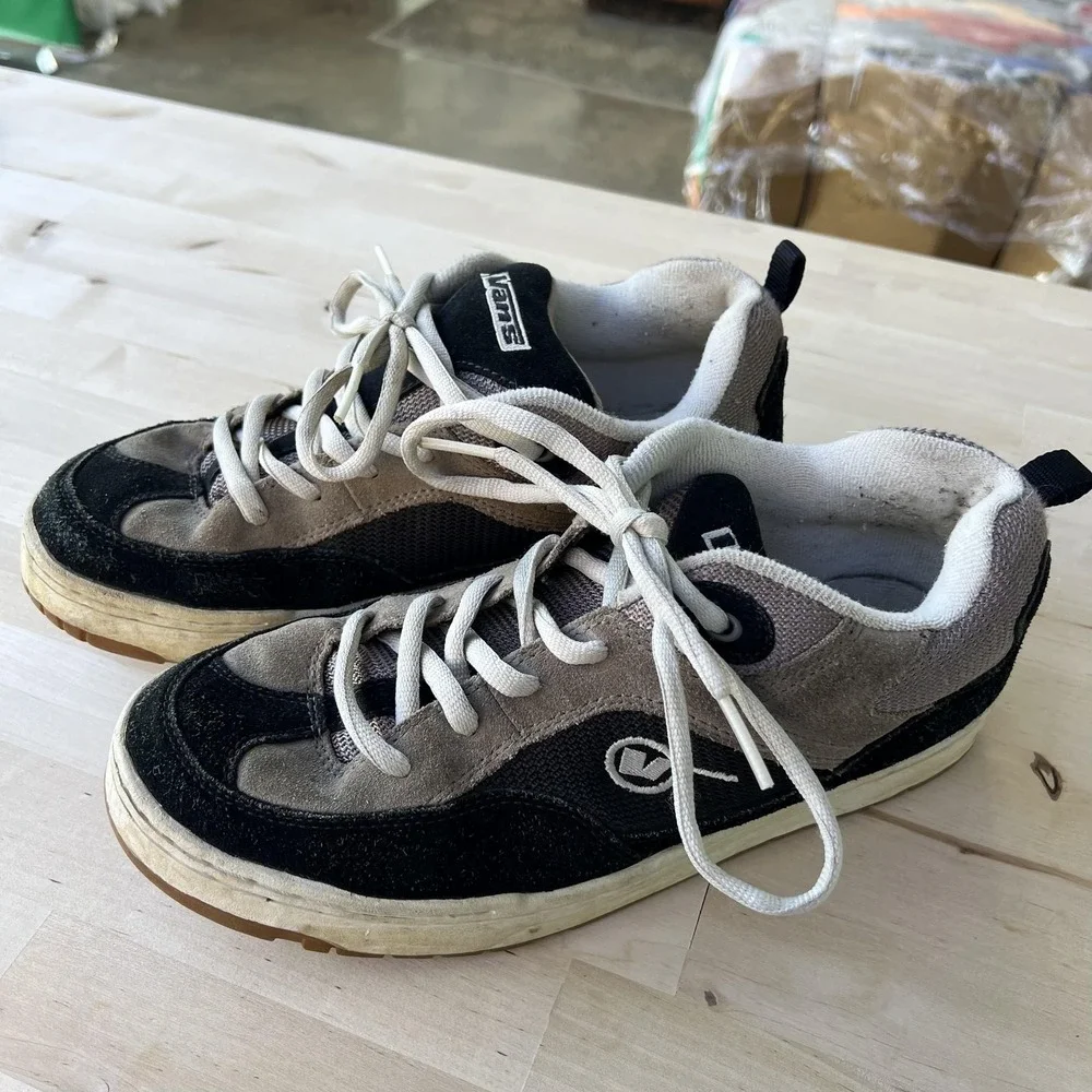 Vans Graph Shoes Womens Size‎ 11 Black Gray Skate Leather Retro Sneakers Chunky
